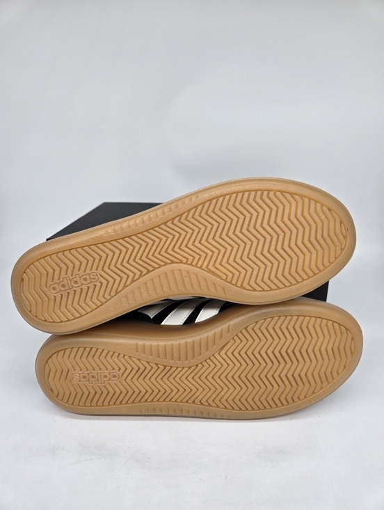 adidas Men\'s Barreda Mundial HQ2351 Black White Gum Shoes Size 10 New main image 4